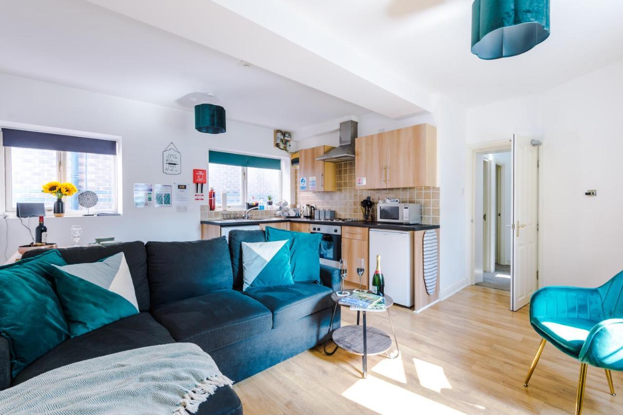 Stylish Chester City Centre Apartment By 53 Degrees Property, Ideal For Couples & Business Professionals - Sleeps 4 Buitenkant foto