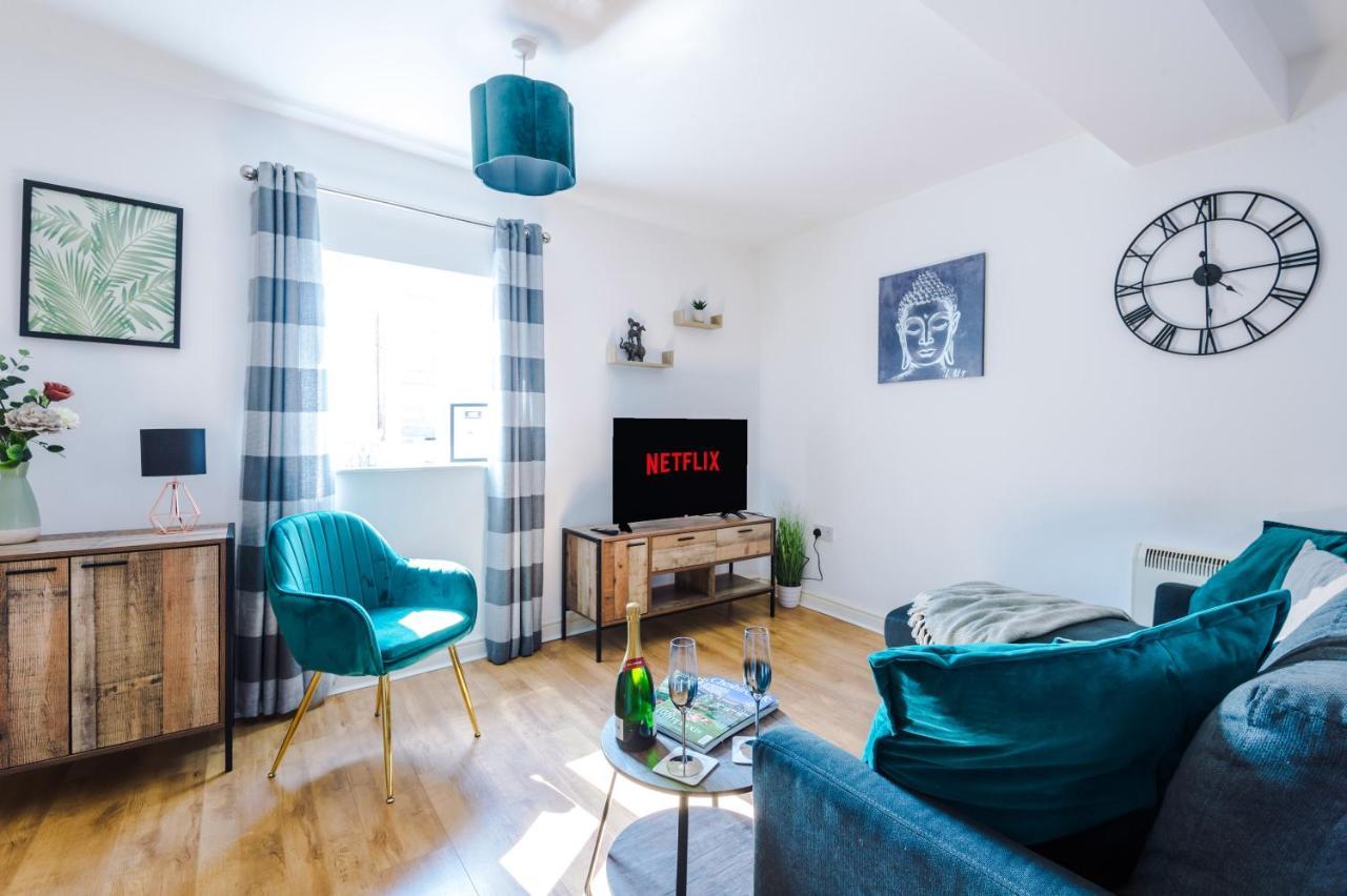 Stylish Chester City Centre Apartment By 53 Degrees Property, Ideal For Couples & Business Professionals - Sleeps 4 Buitenkant foto