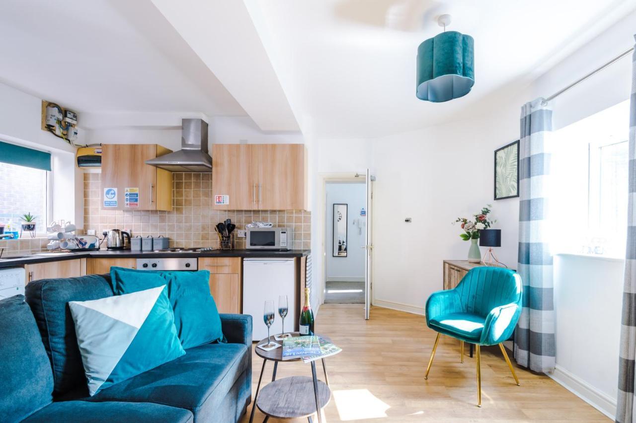 Stylish Chester City Centre Apartment By 53 Degrees Property, Ideal For Couples & Business Professionals - Sleeps 4 Buitenkant foto
