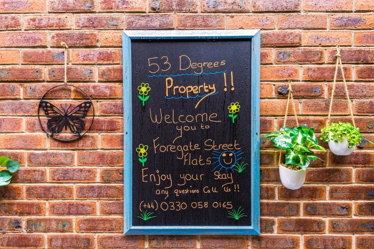 Stylish Chester City Centre Apartment By 53 Degrees Property, Ideal For Couples & Business Professionals - Sleeps 4 Buitenkant foto
